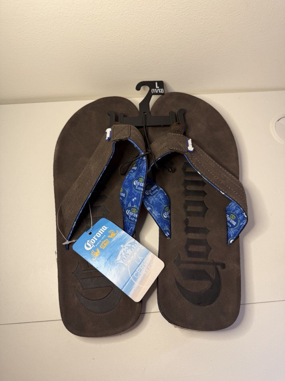 NWT Corona Extra Mens Flip Flops Sandals Size L 11 12 Brown Blue NEW Vacation